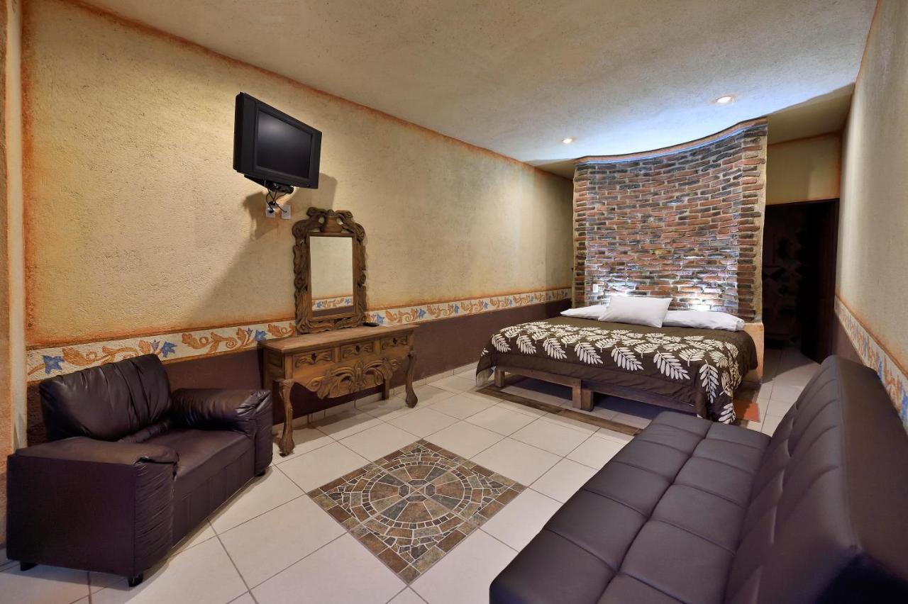 Hotel Casa Del Arbol Bernal Luaran gambar