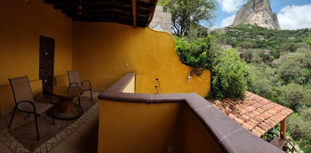 Hotel Casa Del Arbol Bernal Luaran gambar